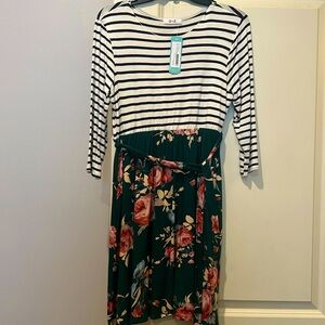 Lux & Co Knit Dress - NWT - Size Medium